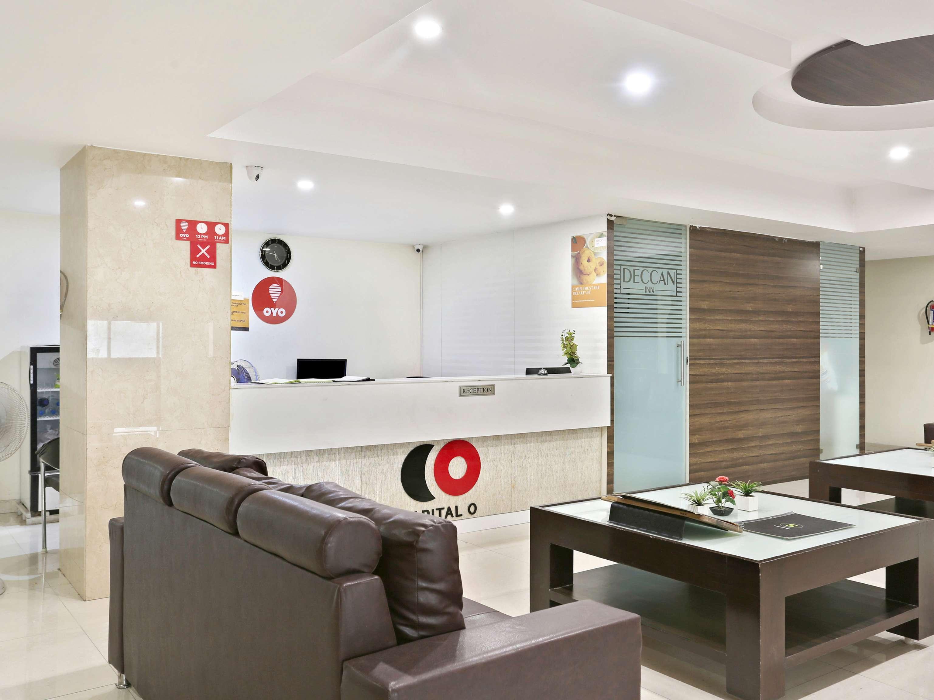 Townhouse Halcyon Deccan Inn Near Shilparamam Kondapur  Екстериор снимка